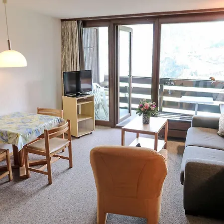 Lejlighed B 093 By Interhome Disentis